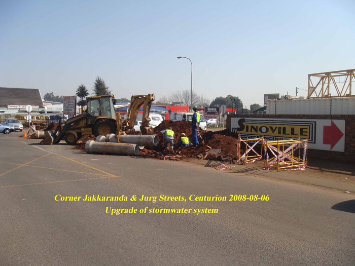PositiveSA - 2008-08-05_6_Storm water pipes Jakaranda 